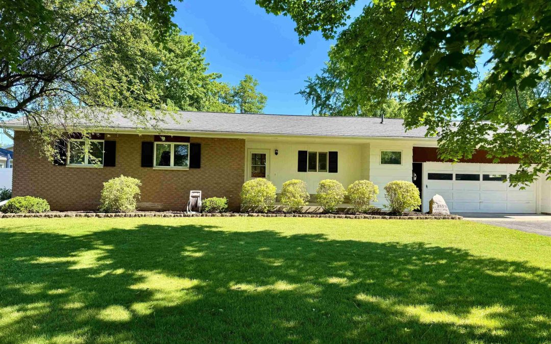 Pending | 835 Wheelock Drive, Freeland, MI 48623